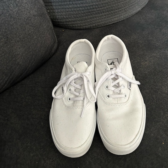 White Vans Sneakers - Picture 2 of 3